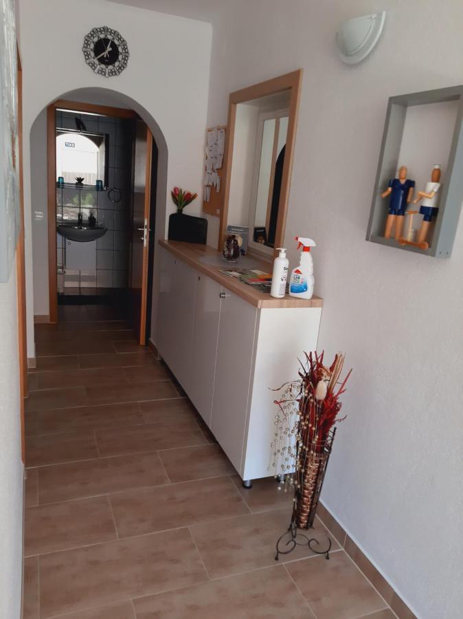 Apartment Luna Trogir Bagian luar foto