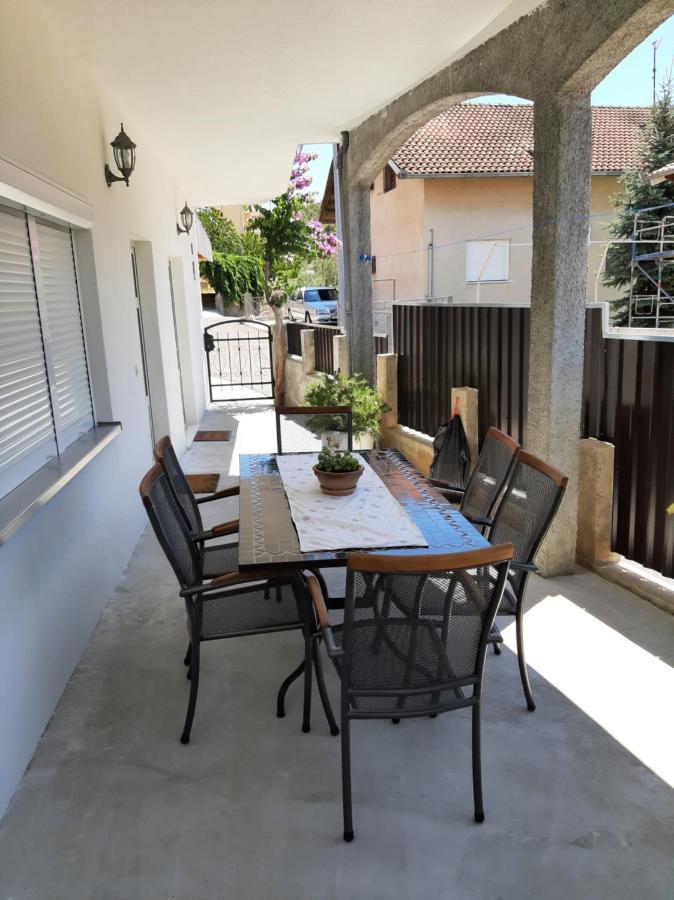 Apartment Luna Trogir Bagian luar foto