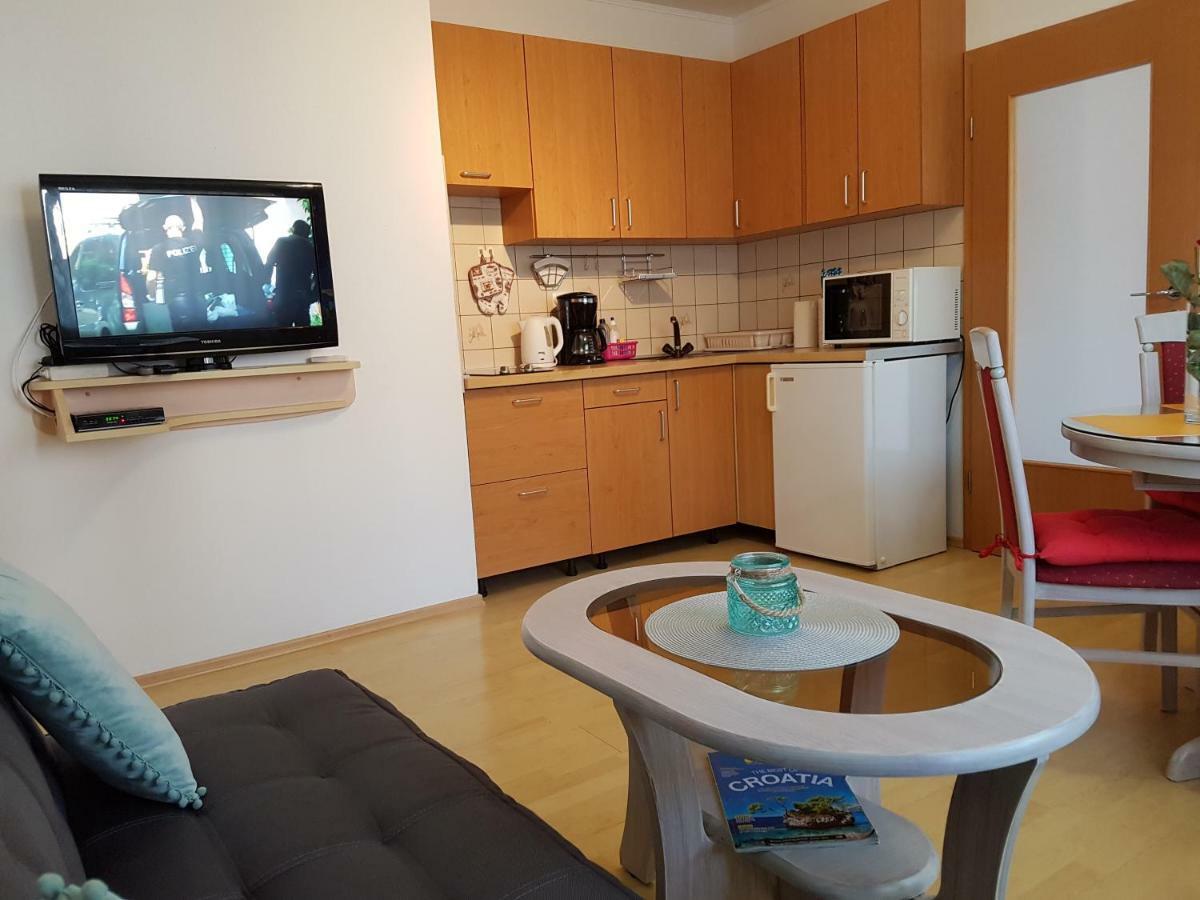 Apartment Luna Trogir Bagian luar foto